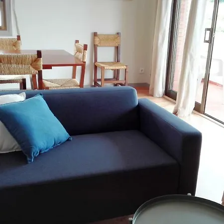 Flat Apartment *